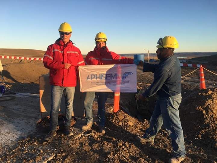 Socios de APHISEMA en obra